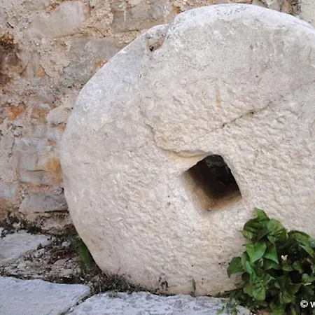 In Stone House On Hvar Stari Grad (Hvar)